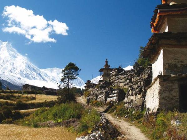 Manaslu Circuit trekking holiday in Nepal