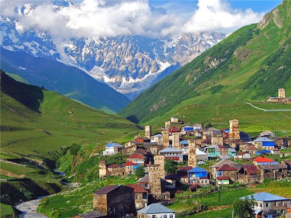 Hiking in the Caucasus holiday