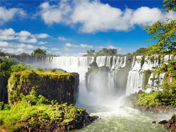 Adventure holiday in Patagonia with Iguazu Falls