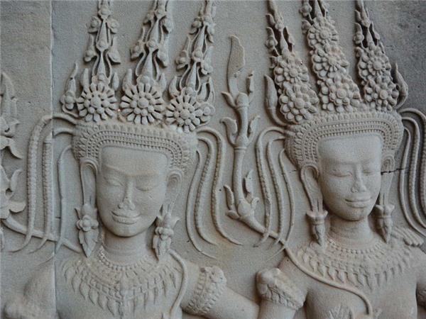 Cambodia highlights holiday, small group