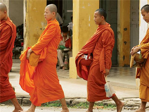 Cambodia highlights holiday, small group