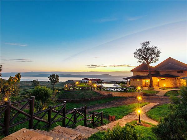 Premium Kenya small group holiday
