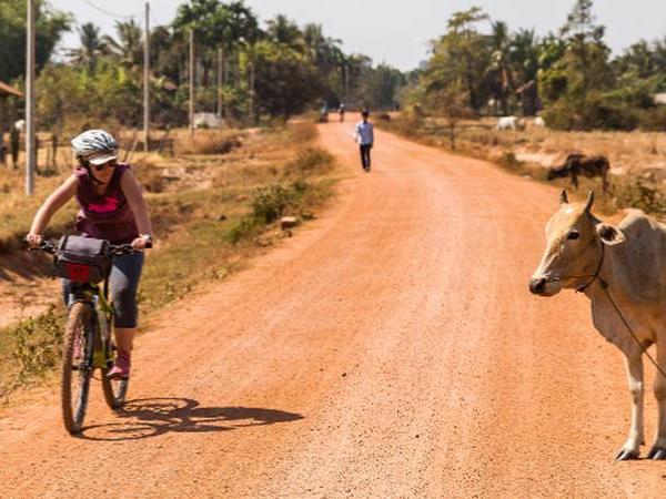 Ho Chi Minh City to Angkor Wat cycling tours