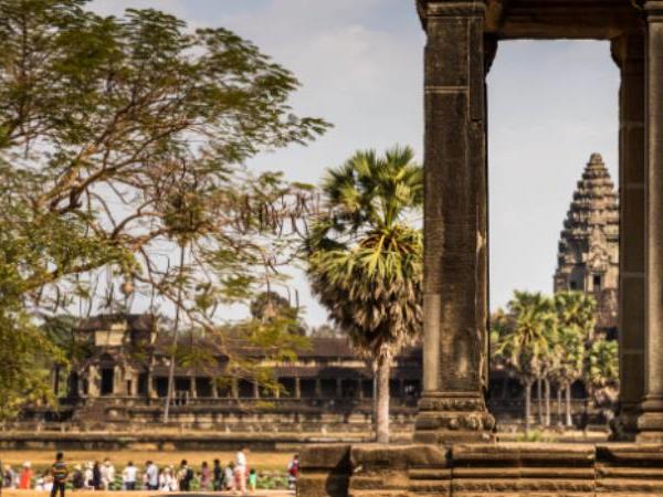 Ho Chi Minh City to Angkor Wat cycling tours