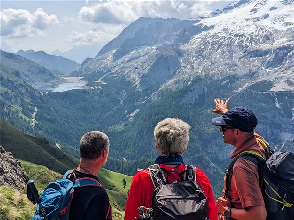 Western Dolomites walking tour in Italy