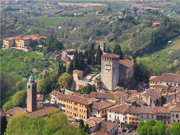 Prosecco Hills walking holiday, Italy