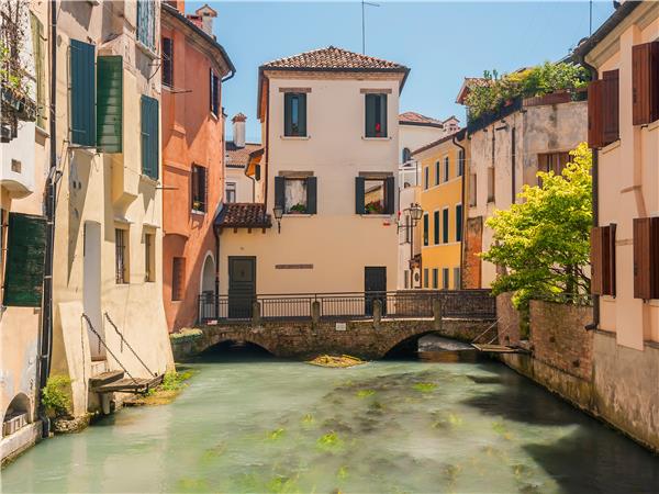 Prosecco Hills walking holiday, Italy