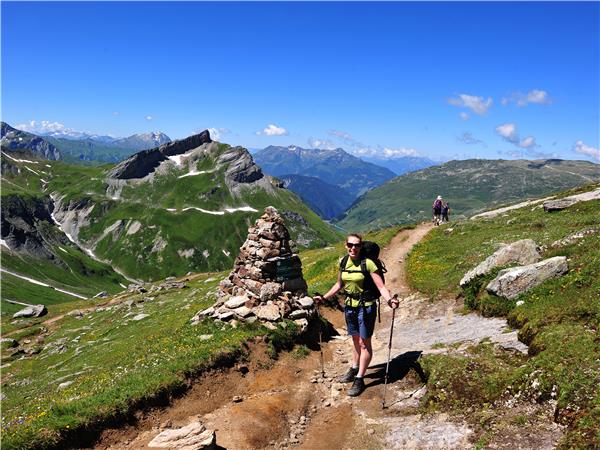 Mont Blanc Circuit classic walking tour, 8 days