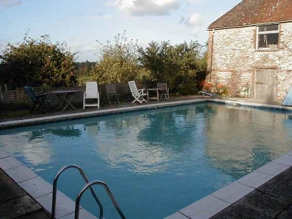 South Downs self catering farmstay, sleeps 4, England