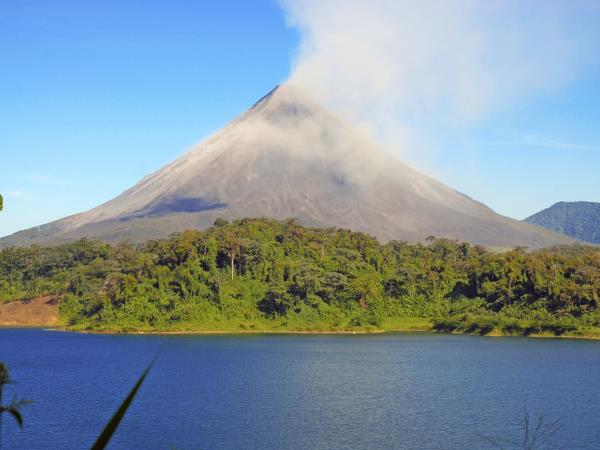 Costa Rica beach & wildlife holiday