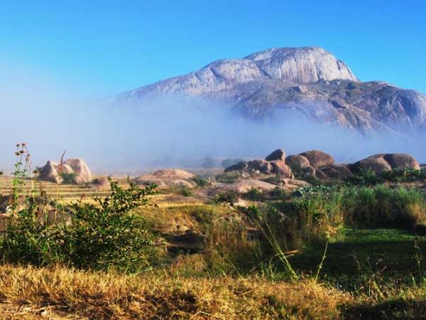 Madagascar trekking and rafting expedition