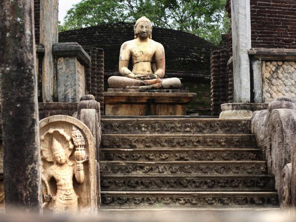 Sri Lanka tour & beach holiday
