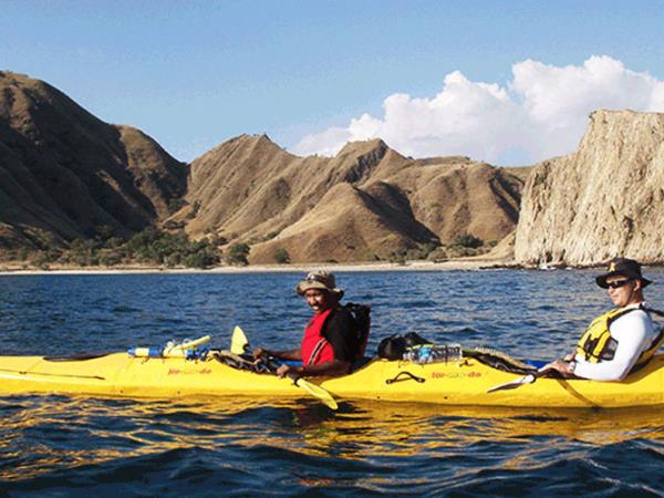 responsible travel komodo