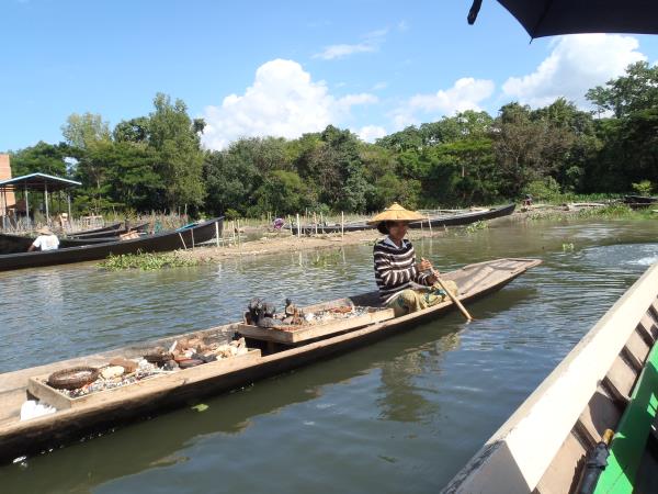 Burma family cultural & adventure holiday