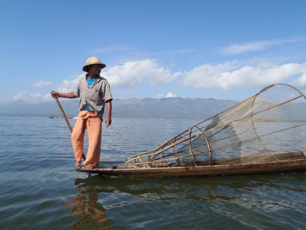 Burma family adventure & cultural holiday