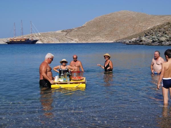 Greek Island hopping cruise in the Aegean