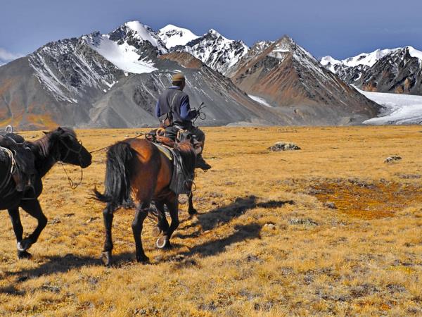 Central Asia overland holiday