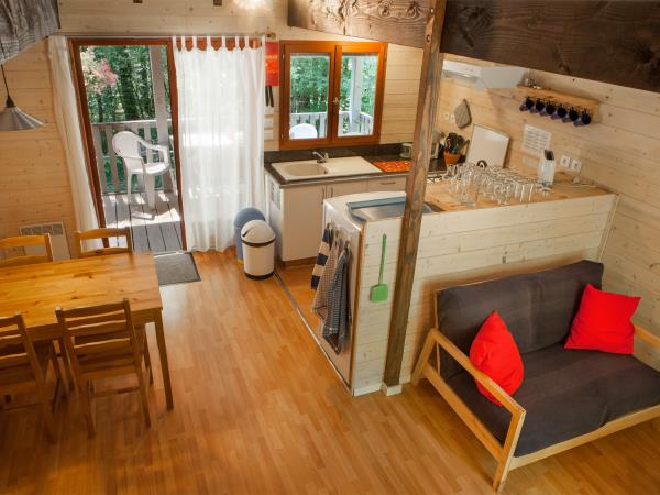 Dordogne rural self catering chalets, France