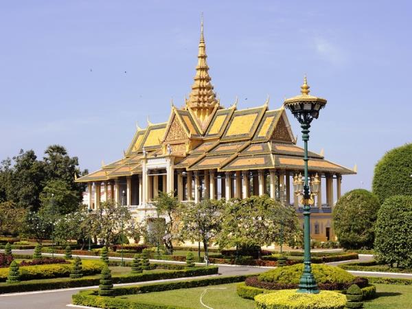 Cambodia tour, temples and culture