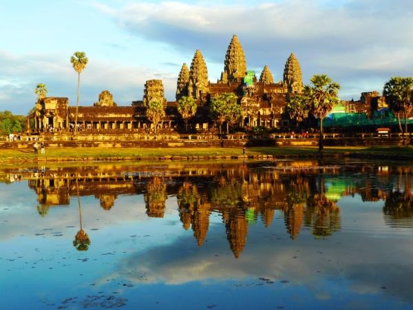 Cambodia tour, temples and culture
