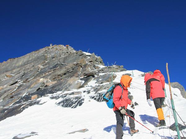 China climbing and trekking tour in Sichuan
