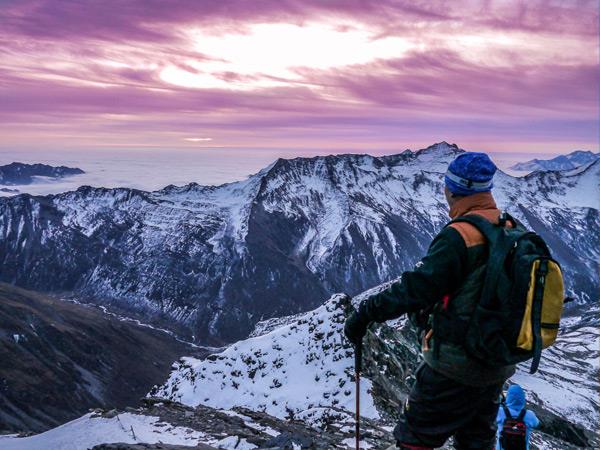 China climbing and trekking tour in Sichuan
