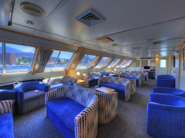 Tasmania coastal cruise