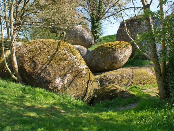 Nouvelle Aquitaine self guided cycling holiday, France
