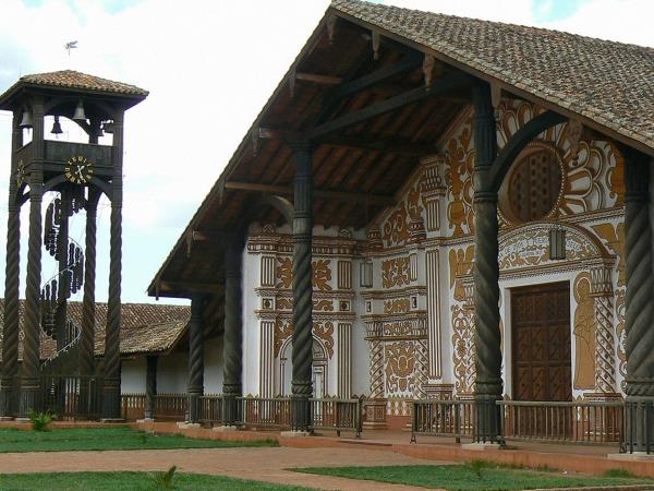 Bolivia small group tour, Lowlands to The Andes