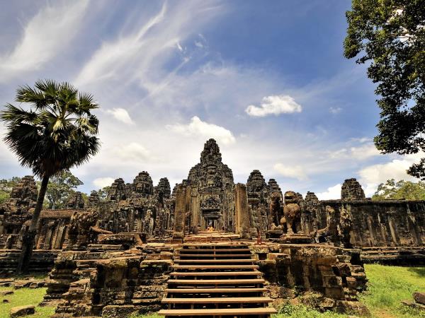 Family tour to Cambodia and Thailand