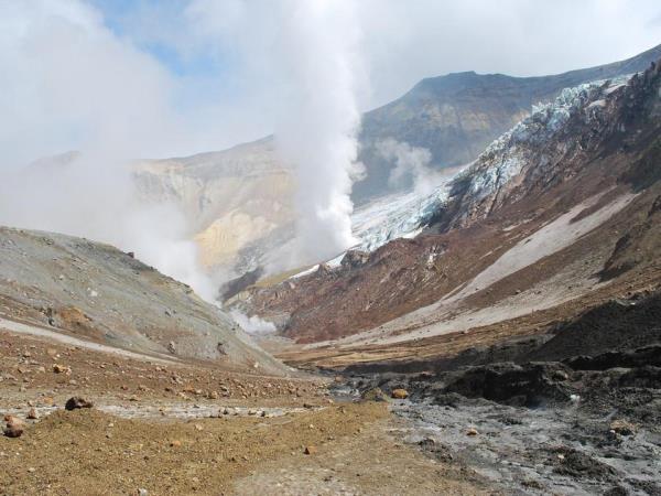 Kamchatka holidays, small group tour