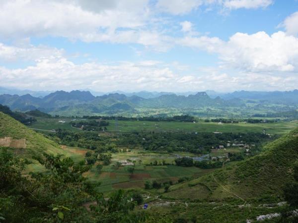 Laos and Vietnam overland tour