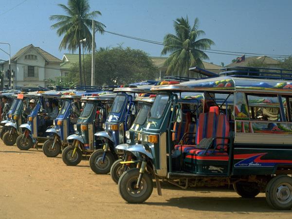 Laos holiday, Luang Prabang and the Plain of Jars