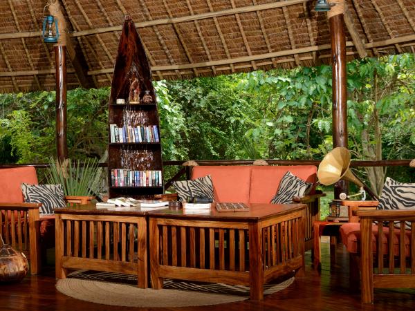 Luxury Tanzania safari and Zanzibar beach holiday