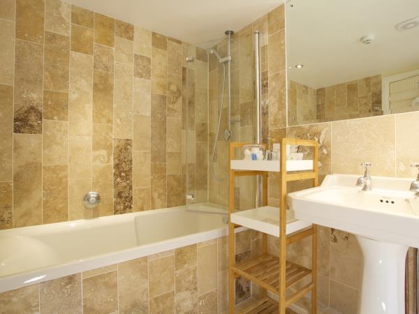 Luxury B&B near Chichester, England