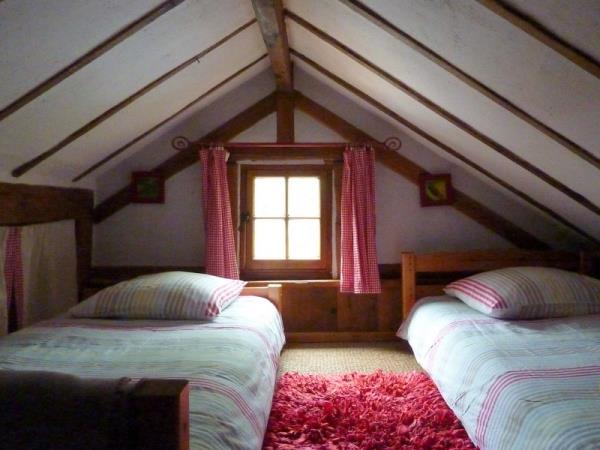 Dordogne self catering cabin sleeping 4