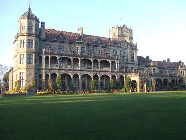 North India, Himalayas and Shimla toy train tour