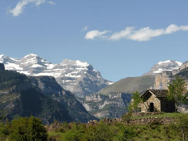 Learn Spanish and walking holiday, Spanish Pyrenees