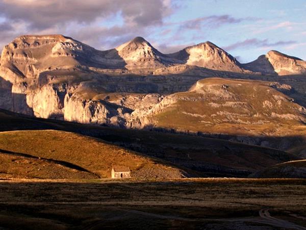 Trail running holiday in Spain, Spanish Pyrenees