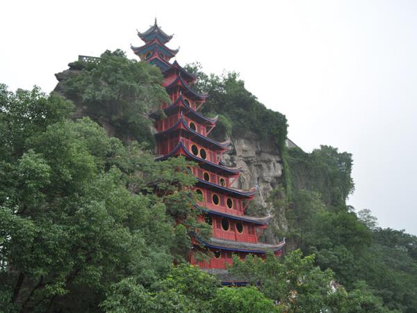 Guilin & Yangtze river cruise holiday, China