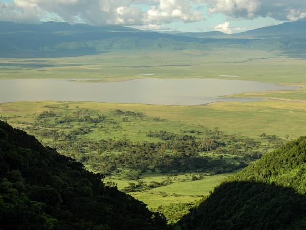 Tanzania safari and Zanzibar beach holiday