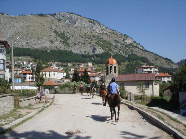Bulgaria horse riding holiday