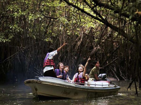 Tailor made wildlife tour of Sri Lanka