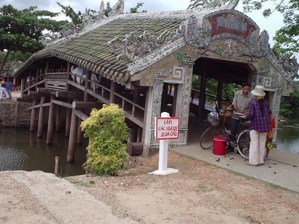 Vietnam holidays, tailor made