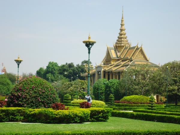 Family adventure holiday to Vietnam & Cambodia