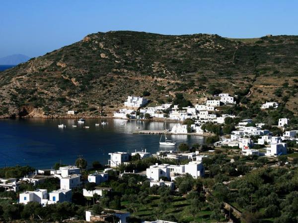 Walking holiday in the West Cyclades, Greece