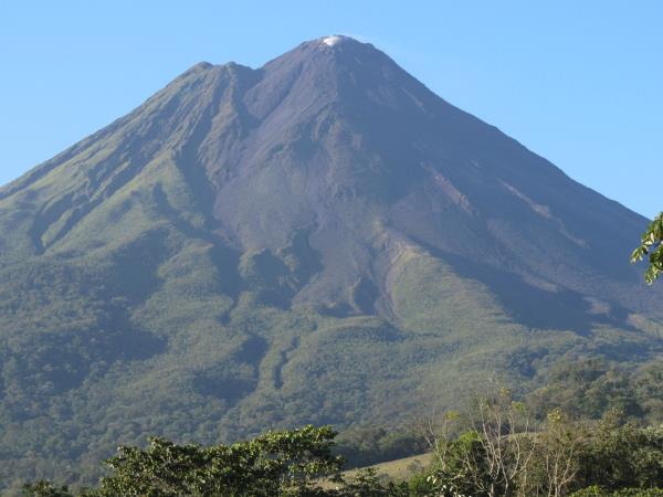 Costa Rica tailor made holiday, vistas and volcanoes