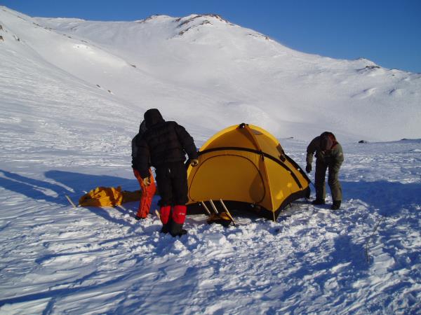 Antarctic diving expedition