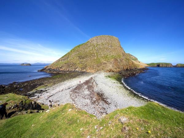 Scotland cruise holiday, private charter