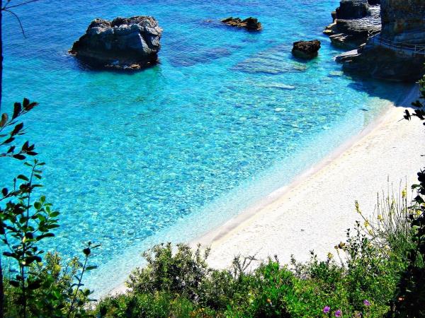Pelion walking holiday in Greece